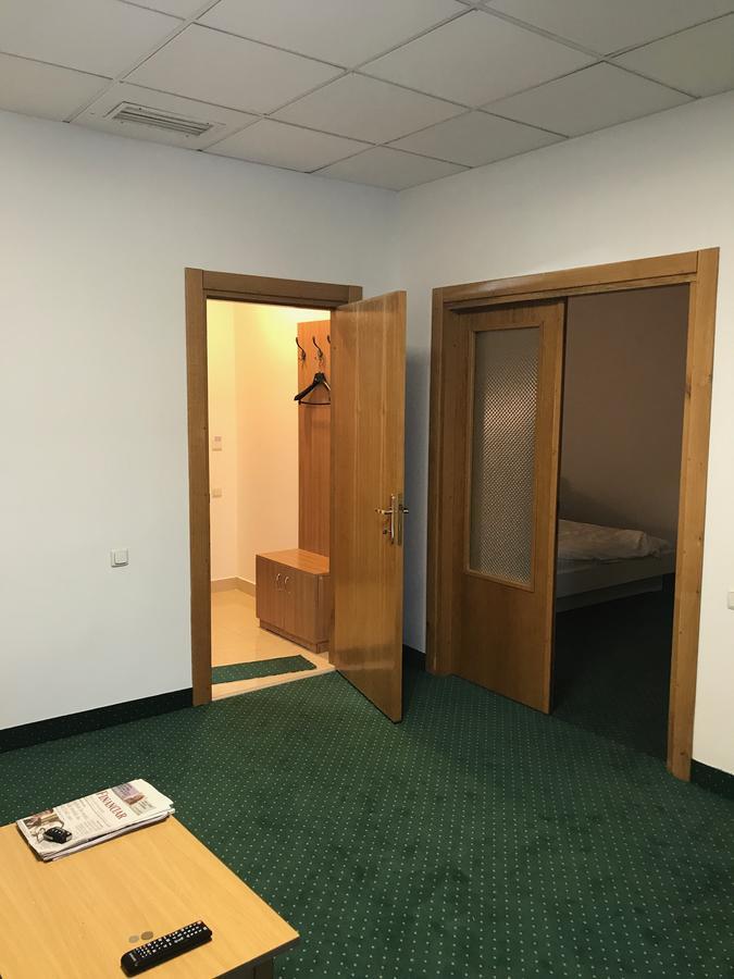 Apartament In Regim Hotelier Bacău Eksteriør bilde