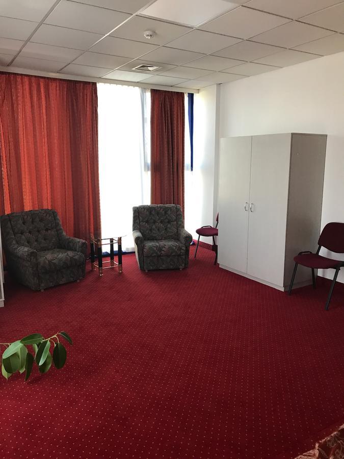 Apartament In Regim Hotelier Bacău Eksteriør bilde