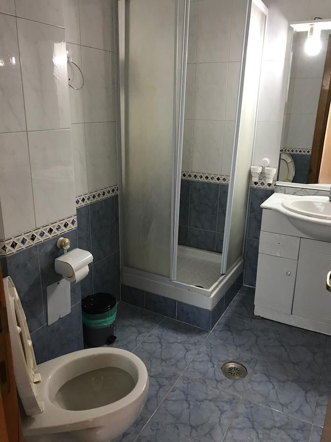 Apartament In Regim Hotelier Bacău Eksteriør bilde