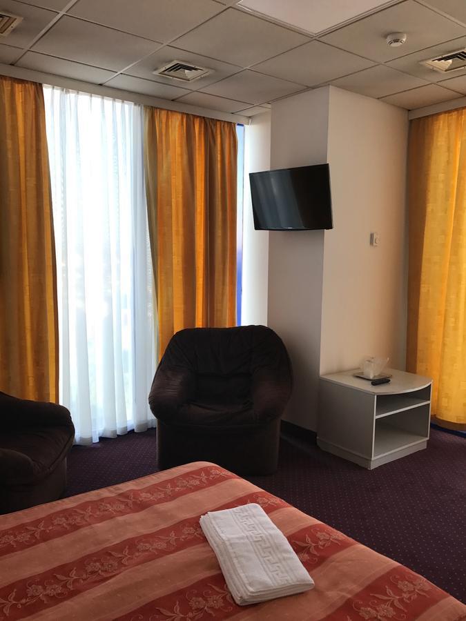 Apartament In Regim Hotelier Bacău Eksteriør bilde