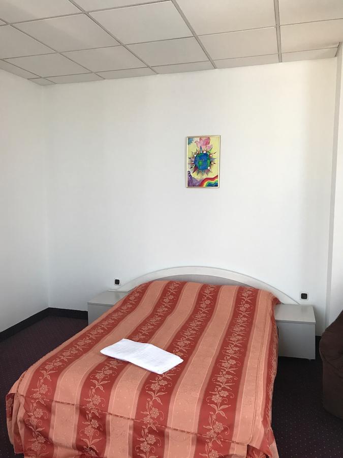 Apartament In Regim Hotelier Bacău Eksteriør bilde